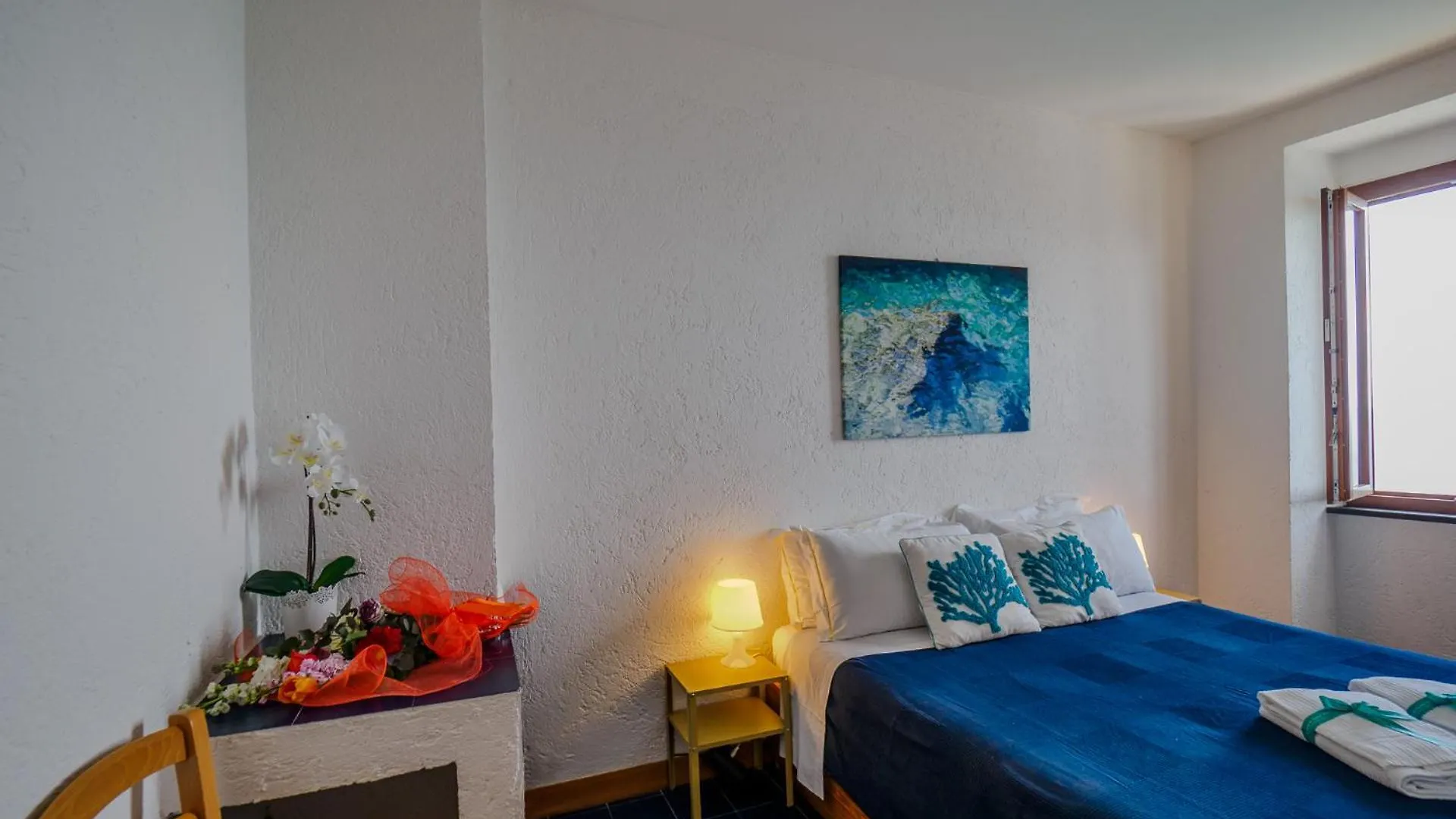 La Lampara Sea View Terrace Apartment Manarola
