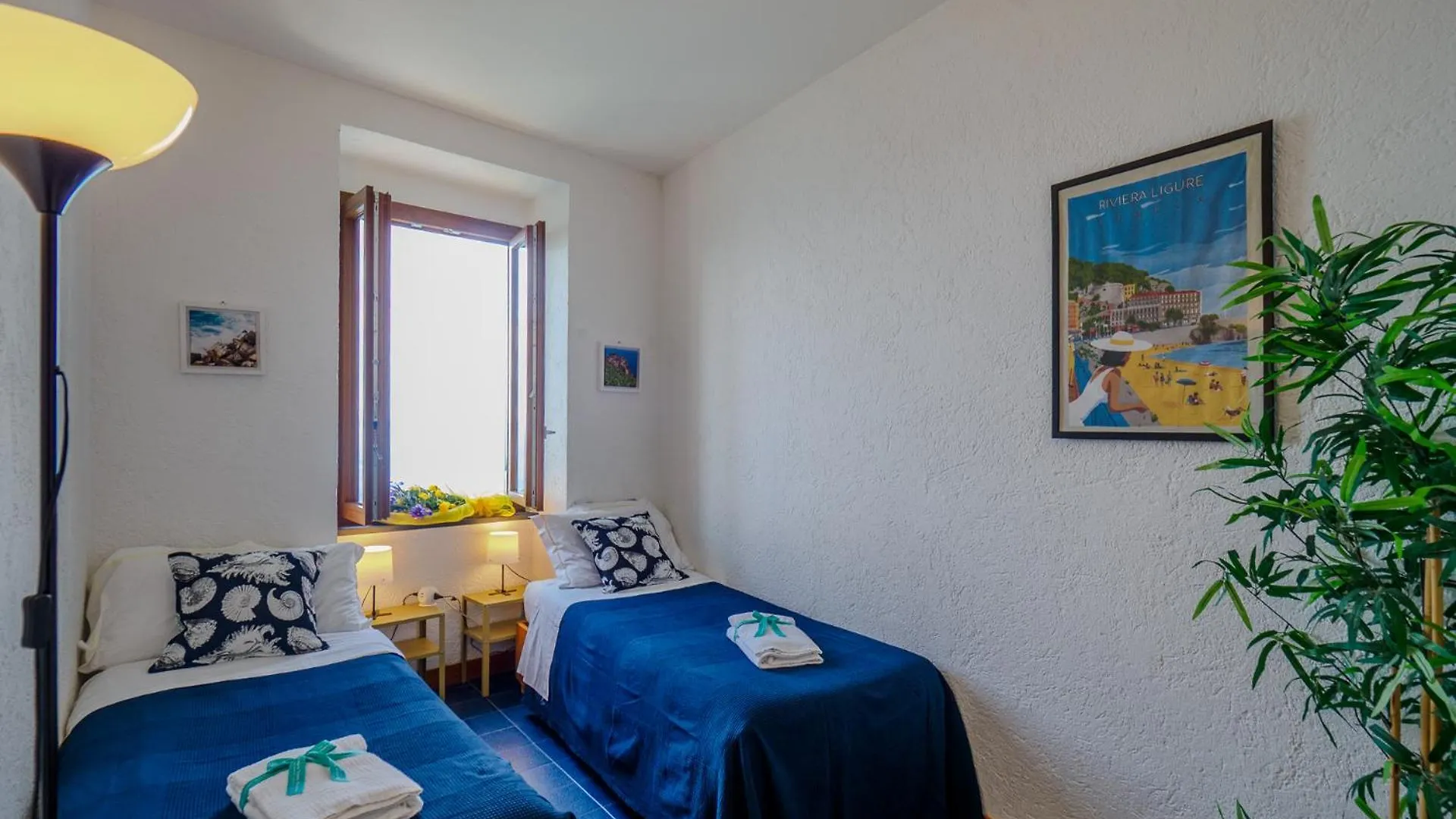 La Lampara Sea View Terrace Apartment Manarola